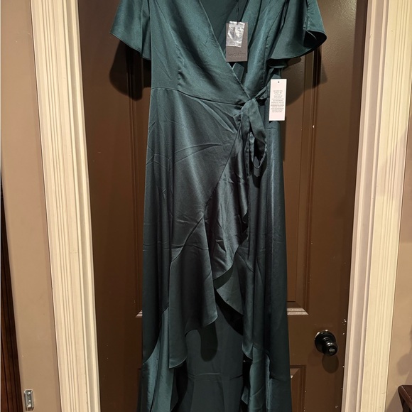 Stunning NWT Angel eye New York satin wrap around long dress. Retails $104.99 - Picture 2 of 6